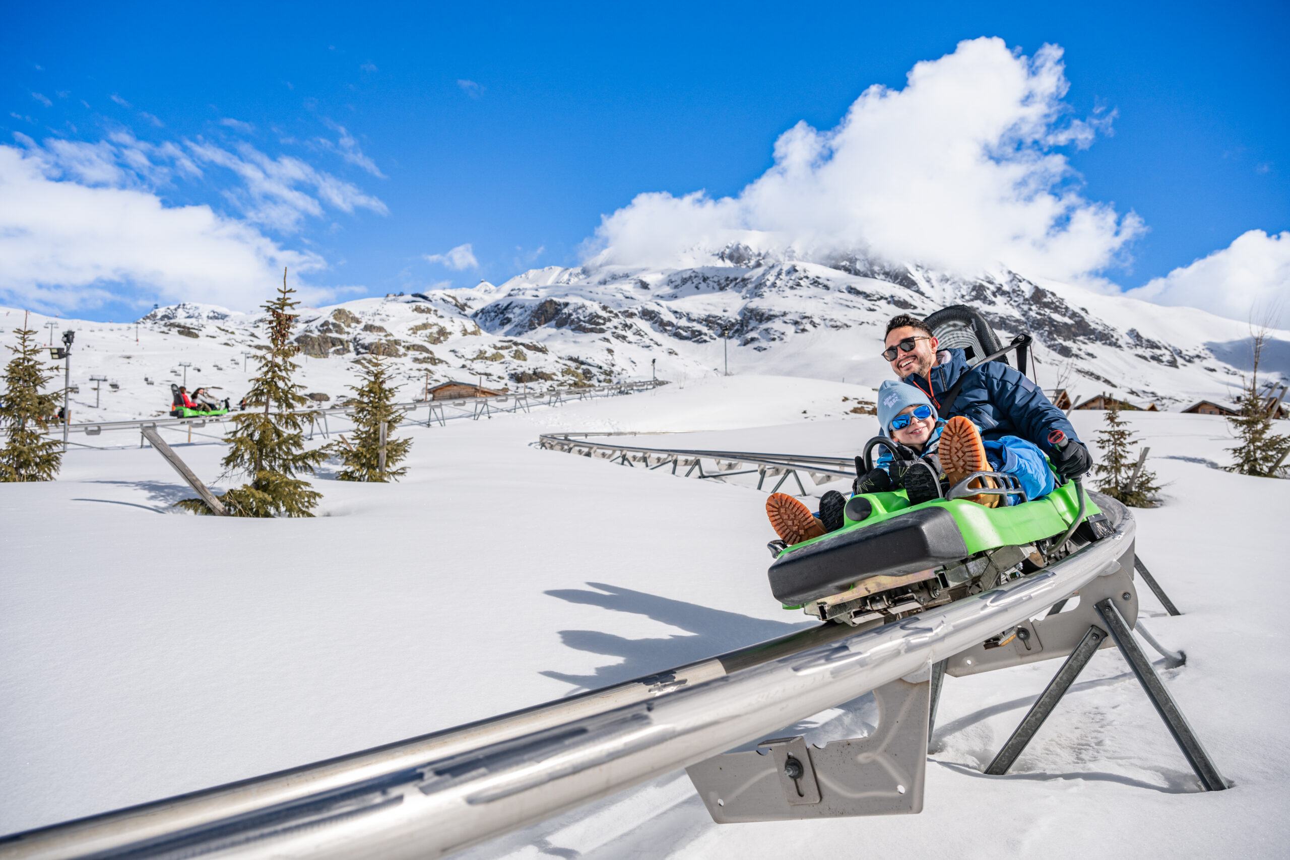 Luge sur rail enfant