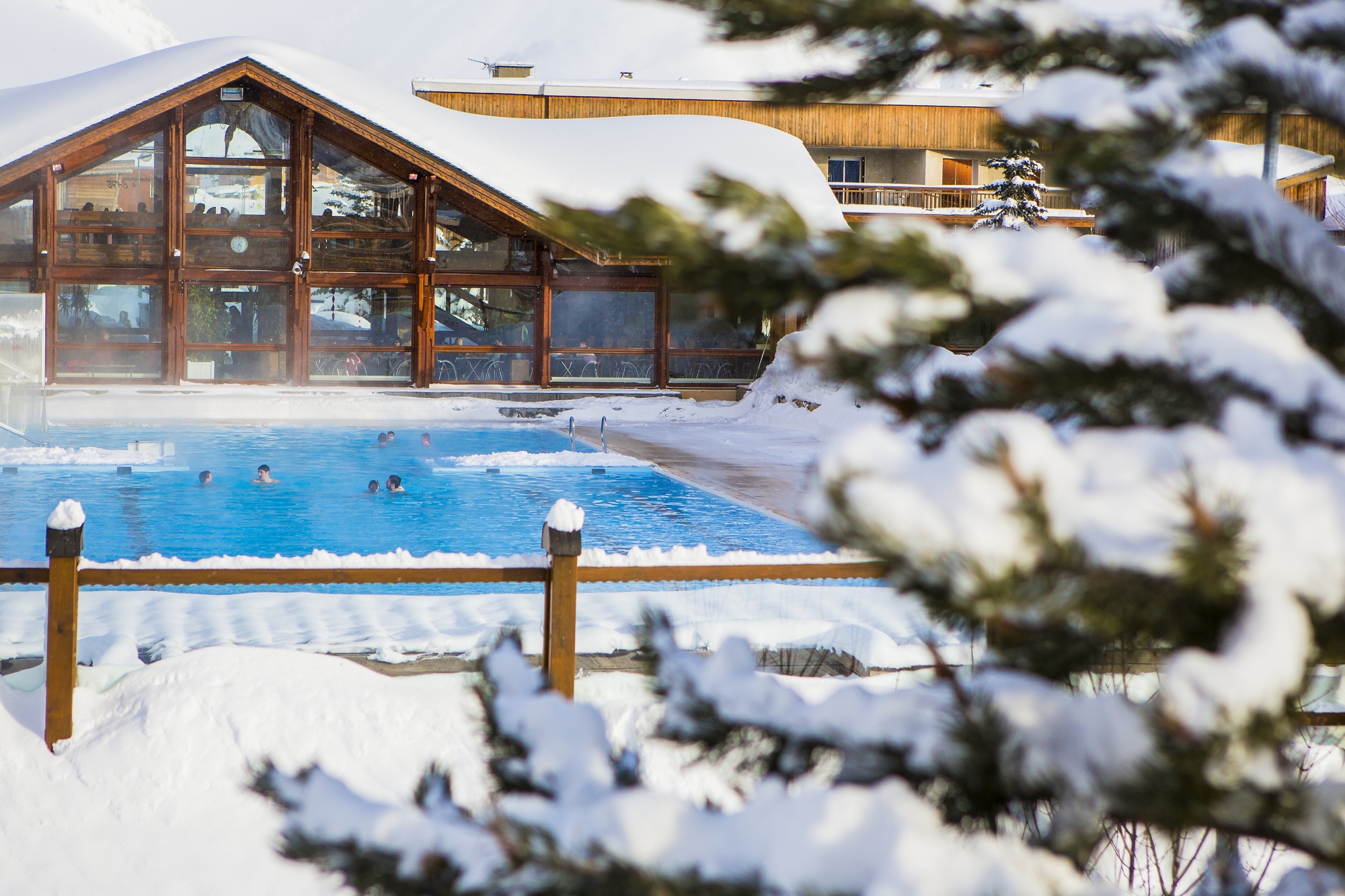 Piscine de plein air chauffée_Alpe d'Huez